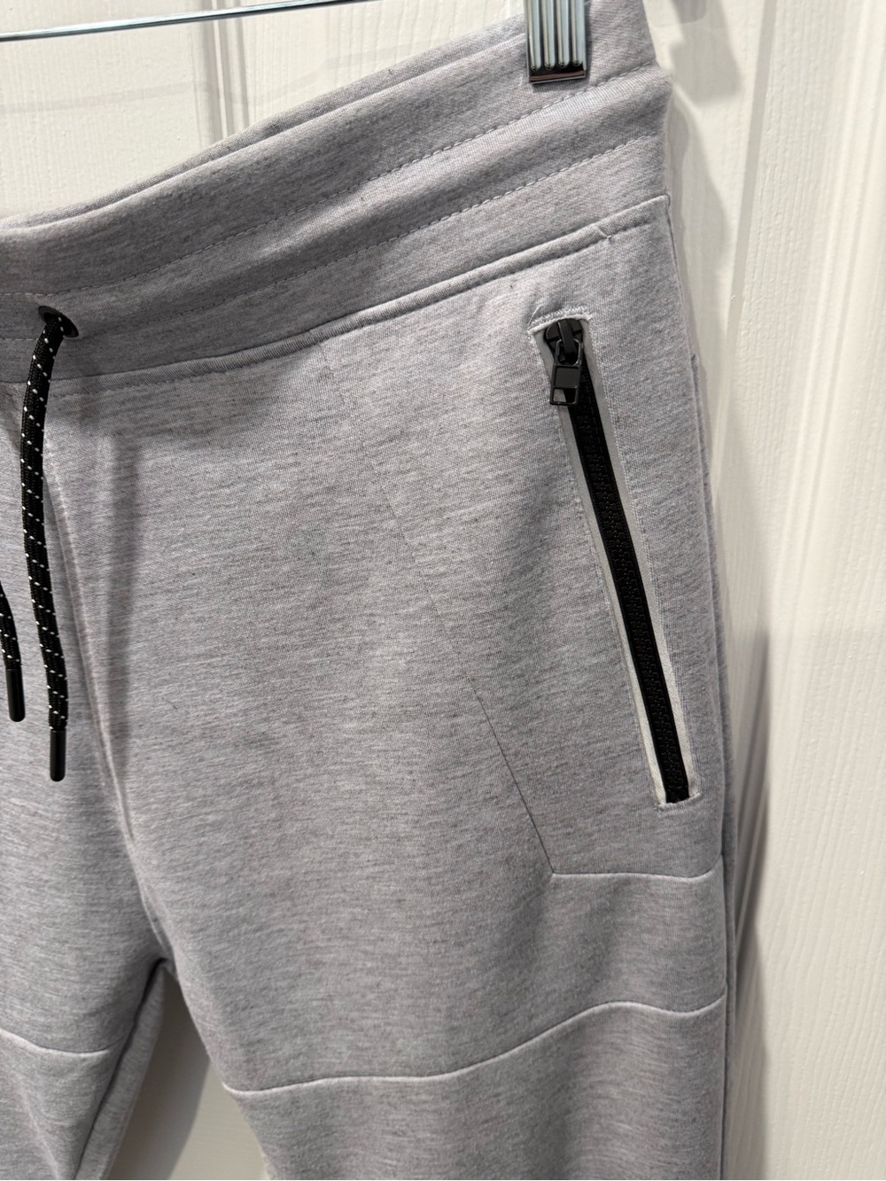 Men's Gray Jogger Sweatpants with Zipper Pockets - Picture 2 of 6